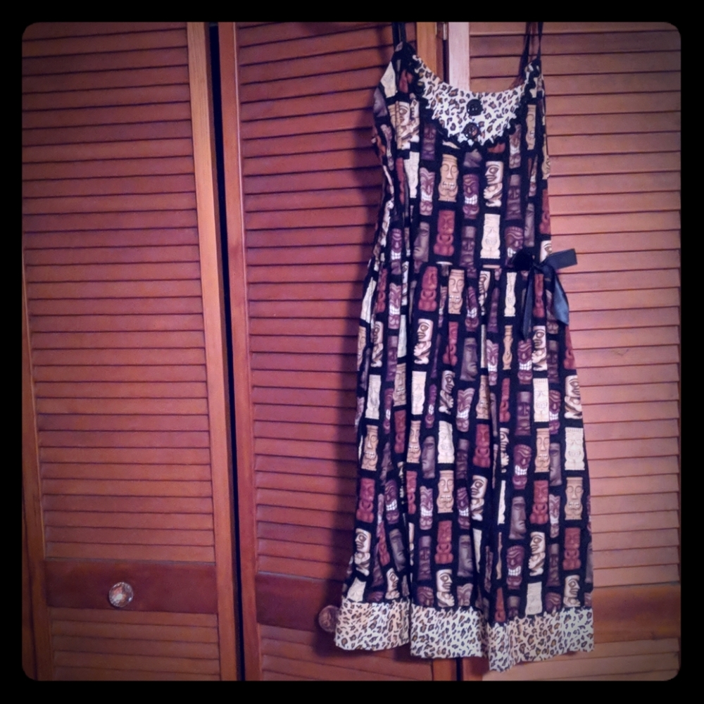 Punk/Rockabilly/Pinup Paper Doll Prod. Tiki Dress